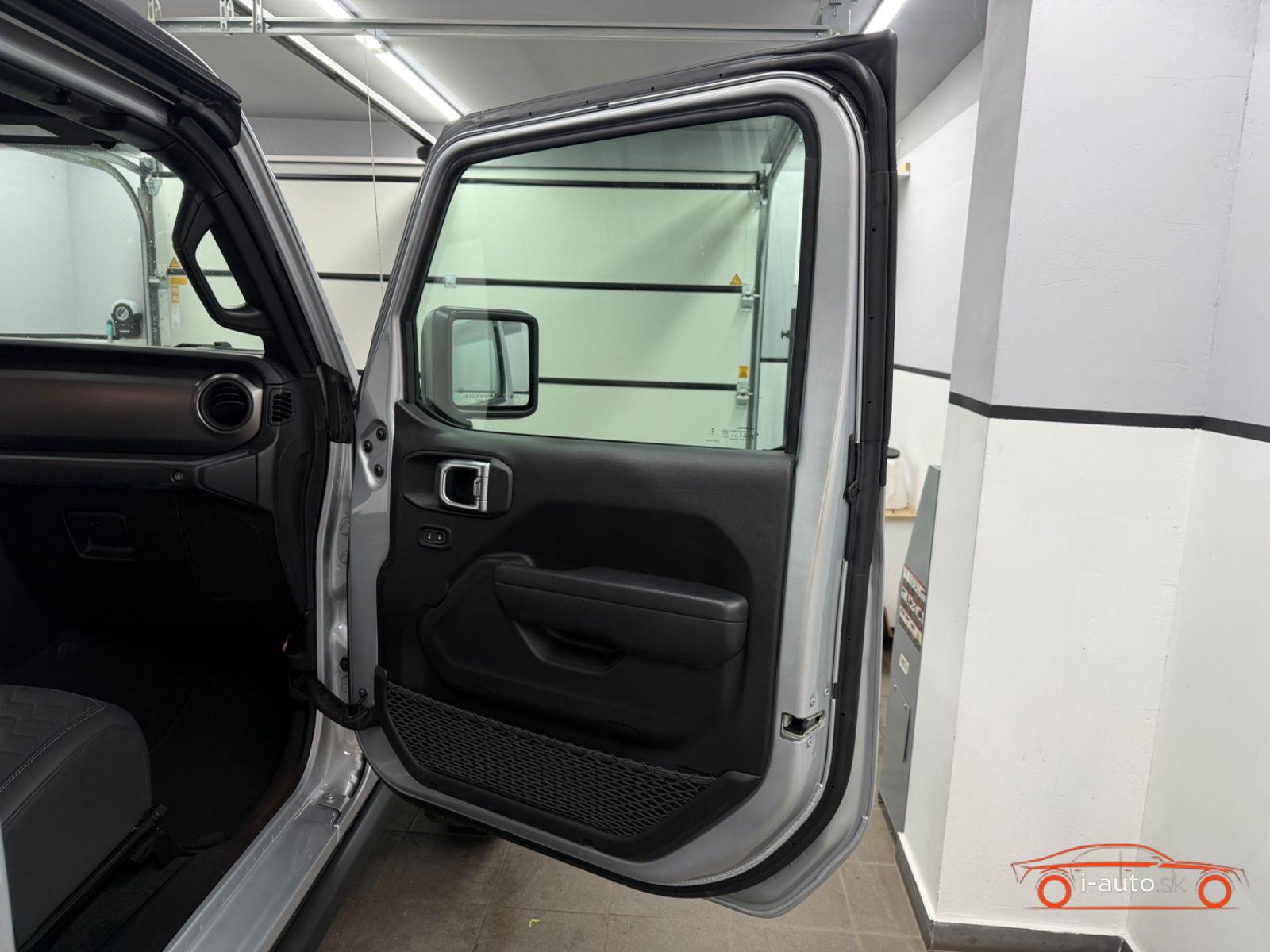 Jeep Gladiator 3.6 V6 Sport 4x4 Willys za 49800€
