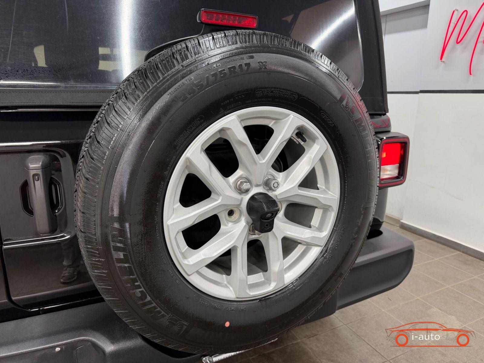 Jeep Wrangler 3.6 V6 eTorque 4X4 Sport S za 46500€