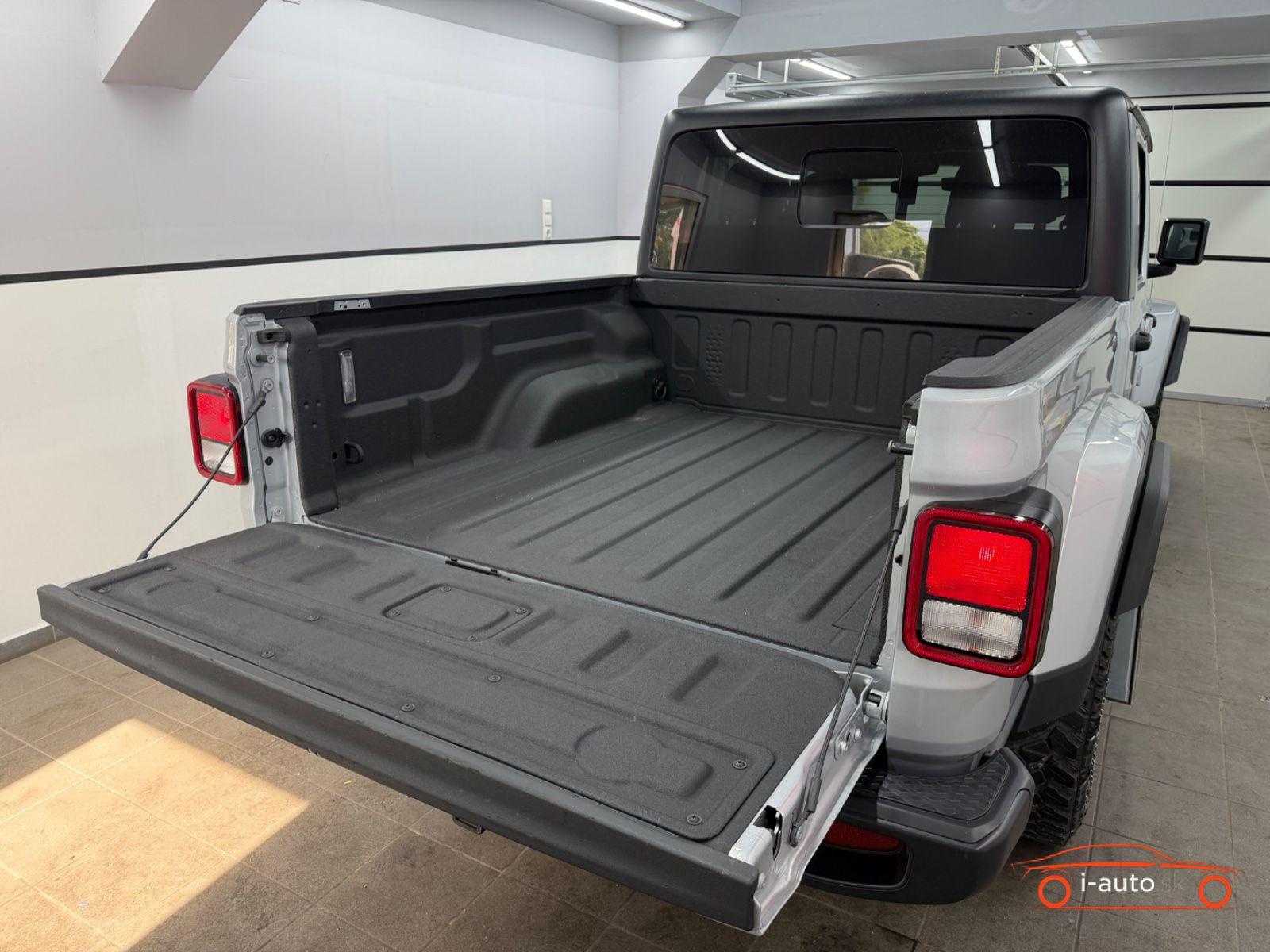 Jeep Gladiator 3.6 V6 Sport 4x4 Willys za 49800€