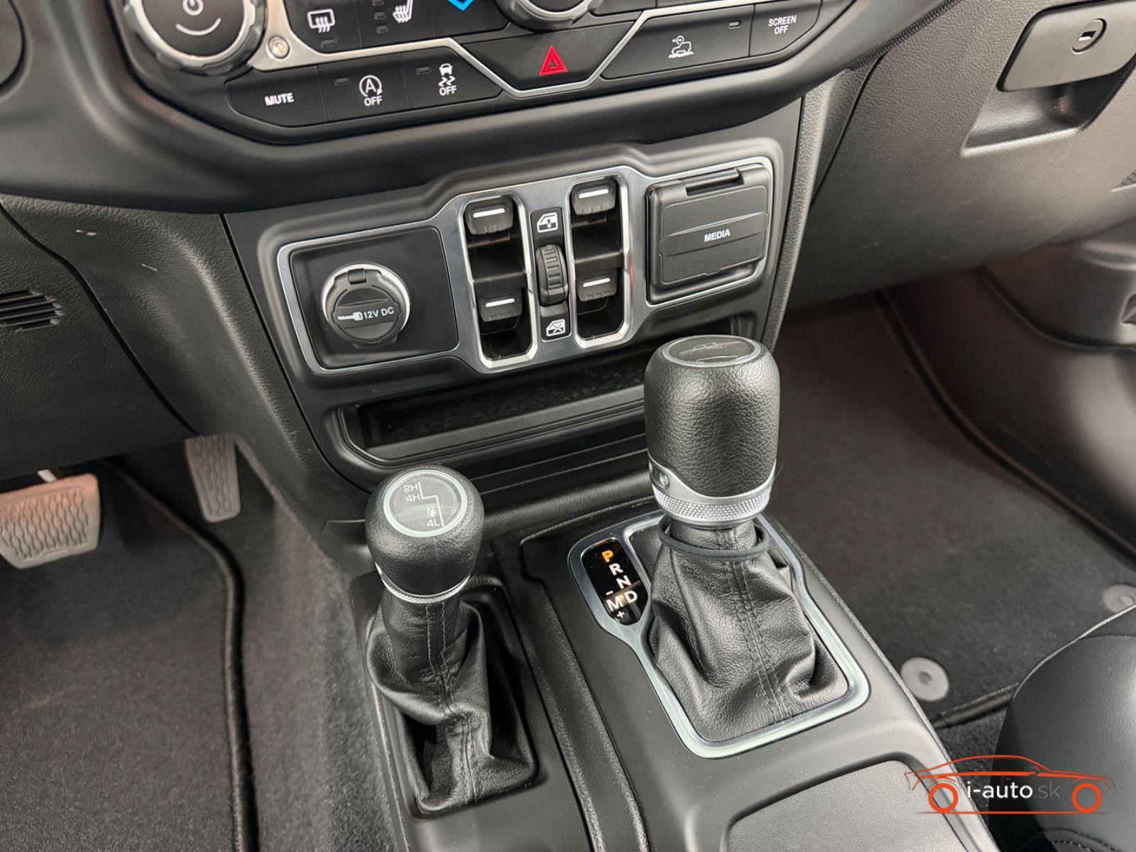 Jeep Gladiator 3.6 V6 Sport 4x4 Willys za 49800€