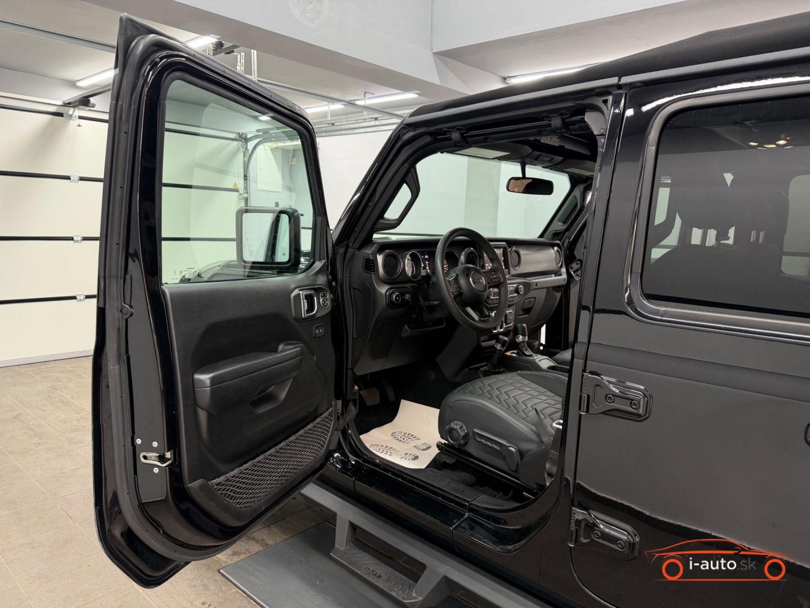 Jeep Wrangler 3.6 V6 eTorque 4X4 Sport S za 46500€