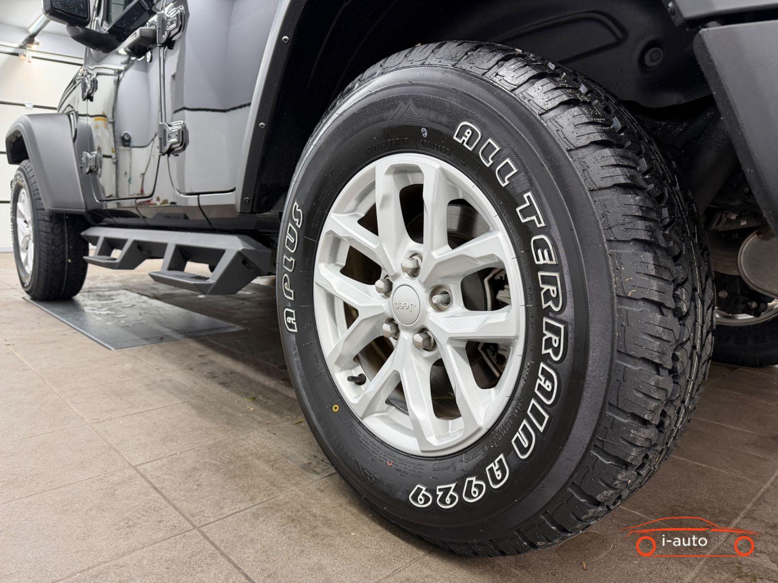 Jeep Wrangler 3.6 V6 eTorque 4X4 Sport S za 46500€