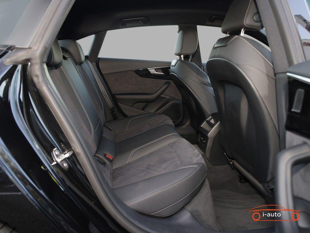 Audi A5  40 TFSI quattro S line za 40500€