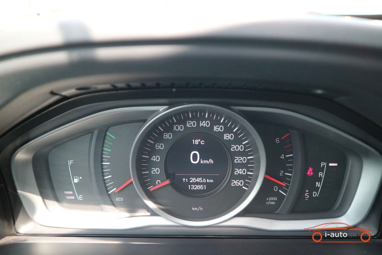 Volvo XC60 2.0 Diesel Kinetic za 17100€