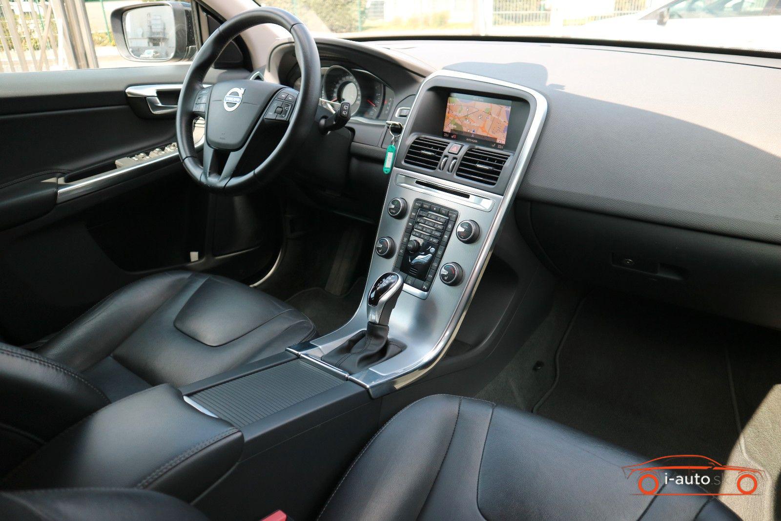 Volvo XC60 2.0 Diesel Kinetic za 17100€
