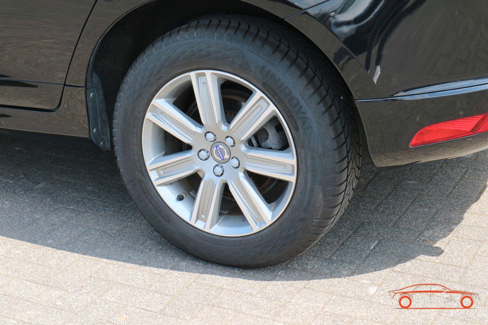 Volvo XC60 2.0 Diesel Kinetic za 17100€