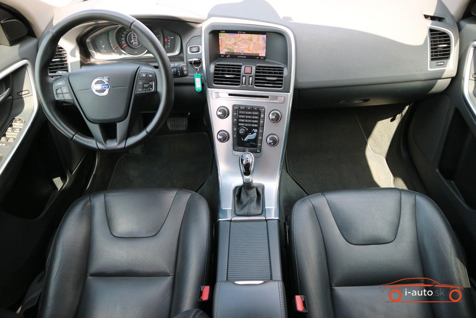 Volvo XC60 2.0 Diesel Kinetic za 17100€