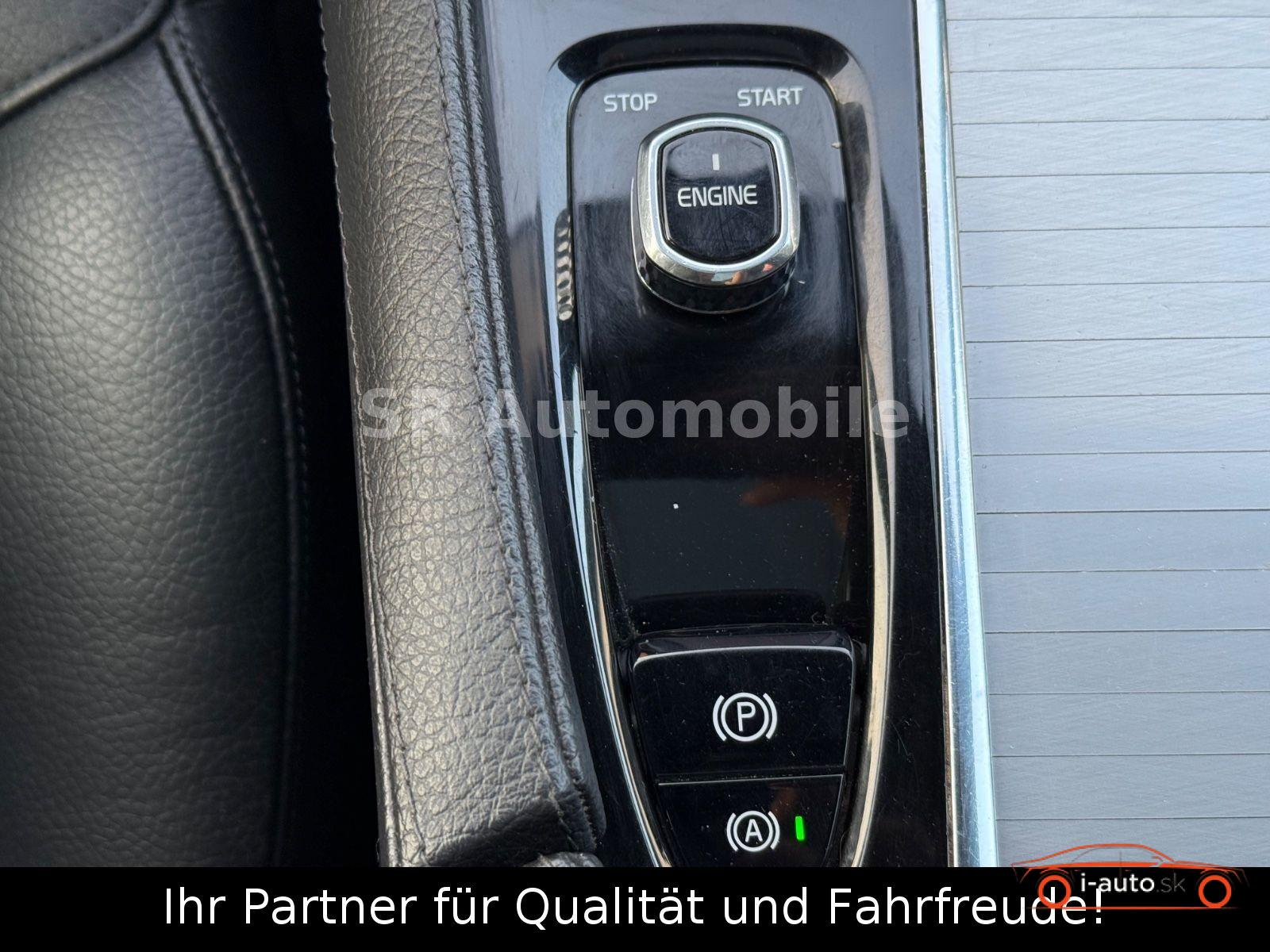 Volvo XC90 2.0 D Momentum AWD za 25500€