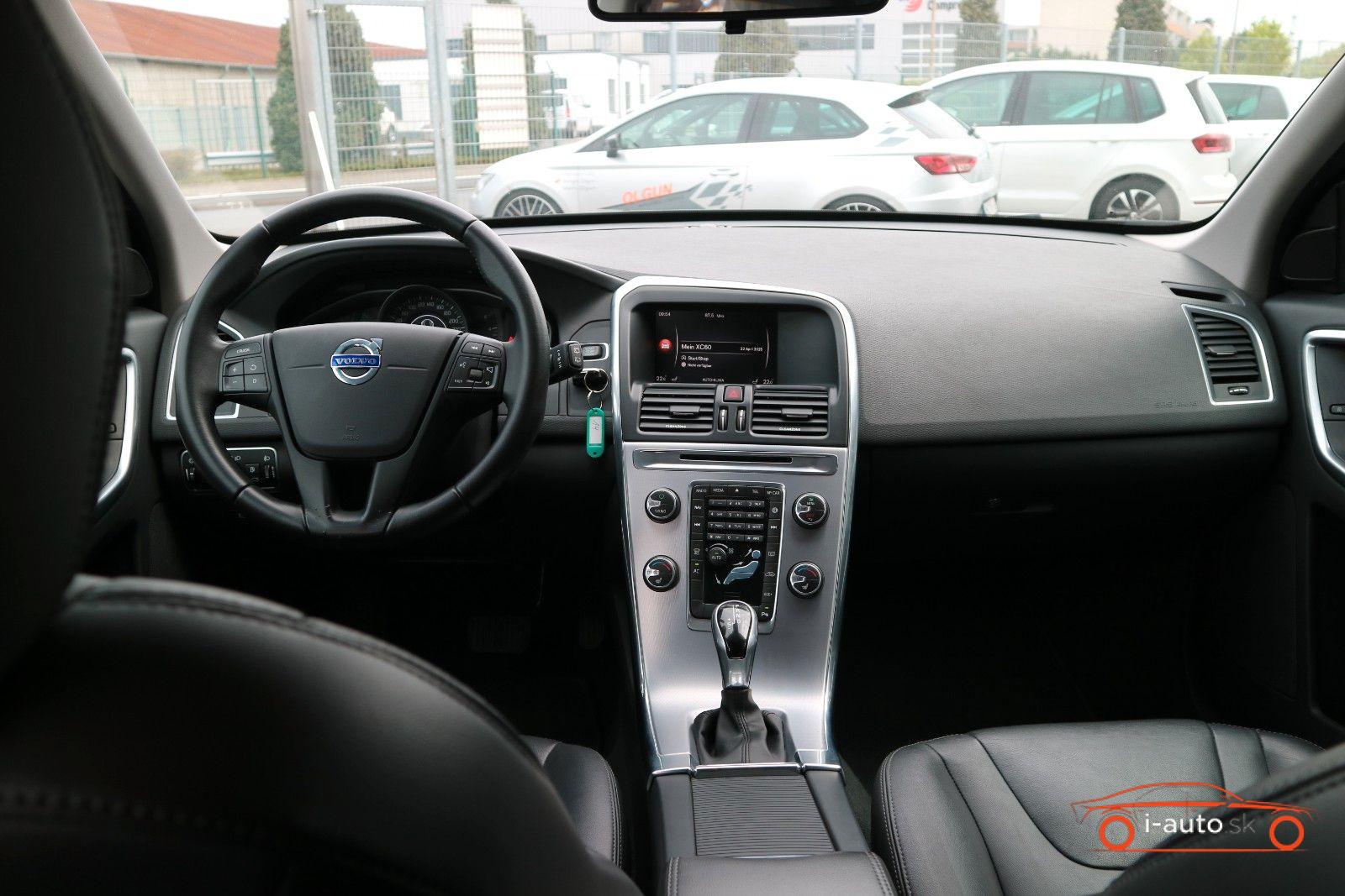 Volvo XC60 2.0 Diesel Kinetic za 17100€