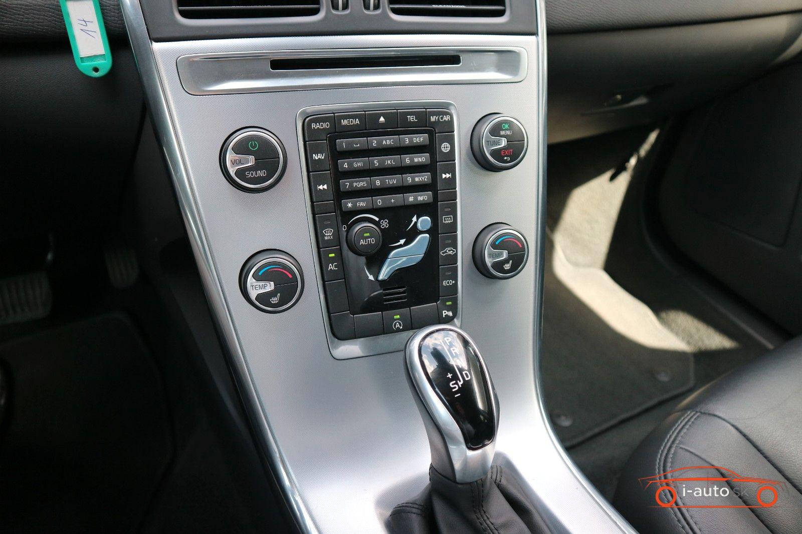 Volvo XC60 2.0 Diesel Kinetic za 17100€