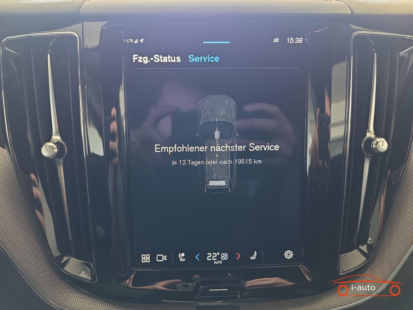 Volvo XC60 B4 R-Design za 34500€