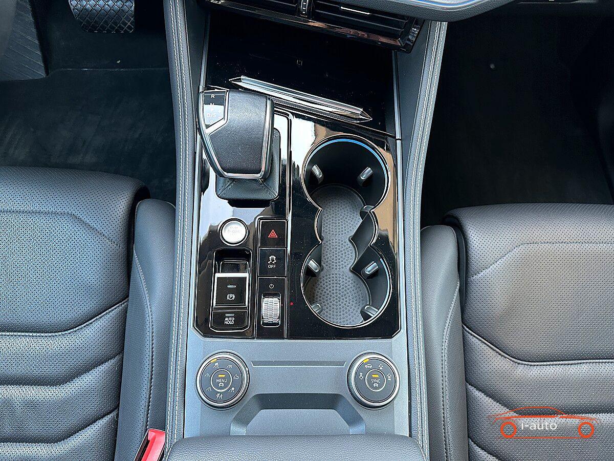 Volkswagen Touareg 4Motion V6 TSI eHybrid PHEV Elegance  za 64000€