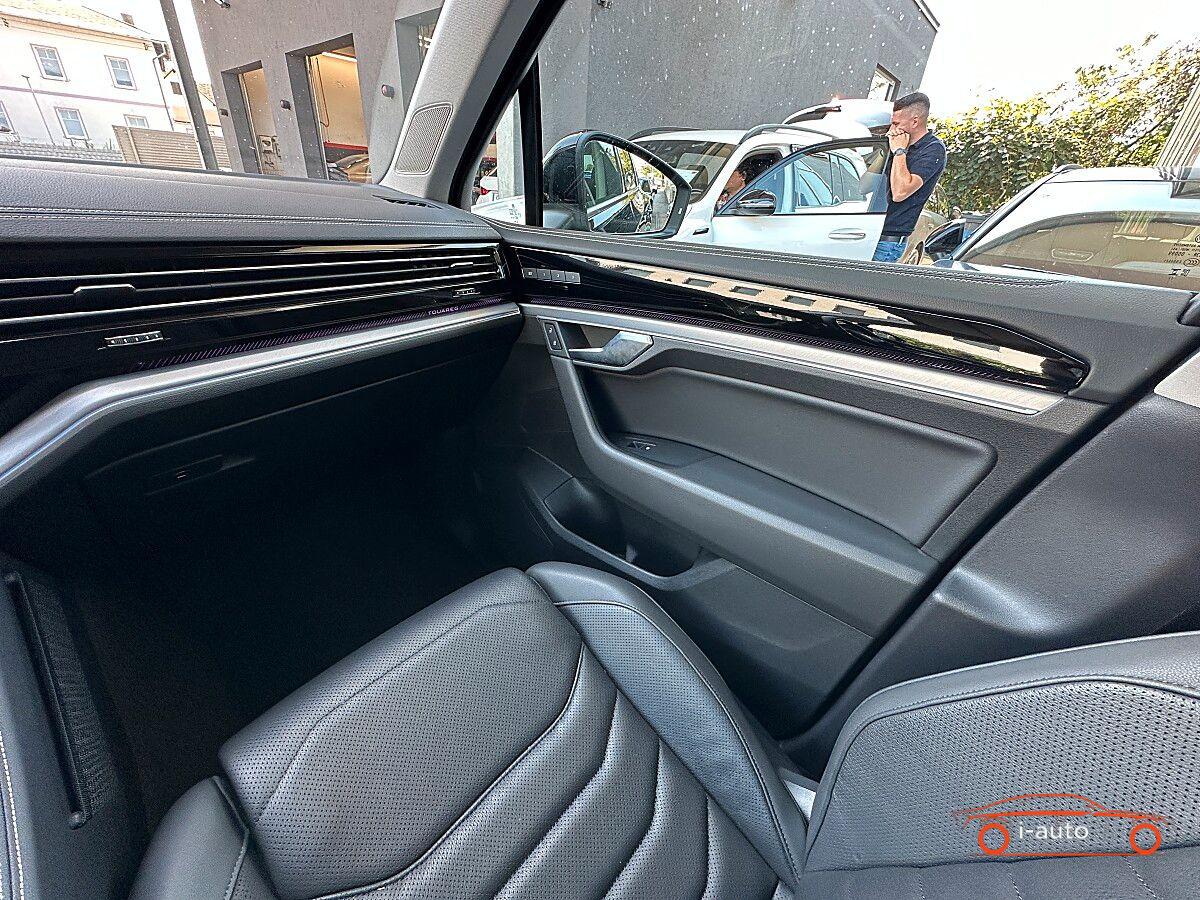 Volkswagen Touareg 4Motion V6 TSI eHybrid PHEV Elegance  za 64000€