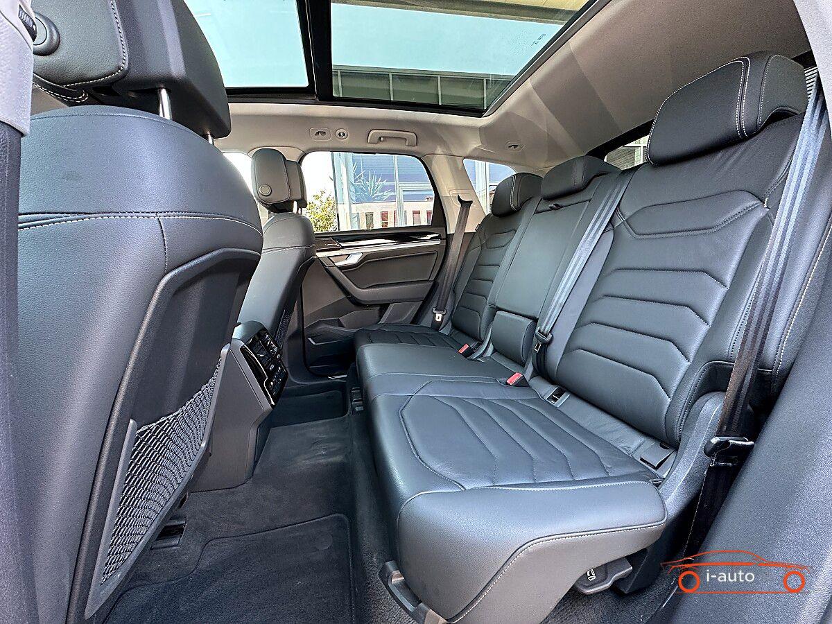 Volkswagen Touareg 4Motion V6 TSI eHybrid PHEV Elegance  za 64000€