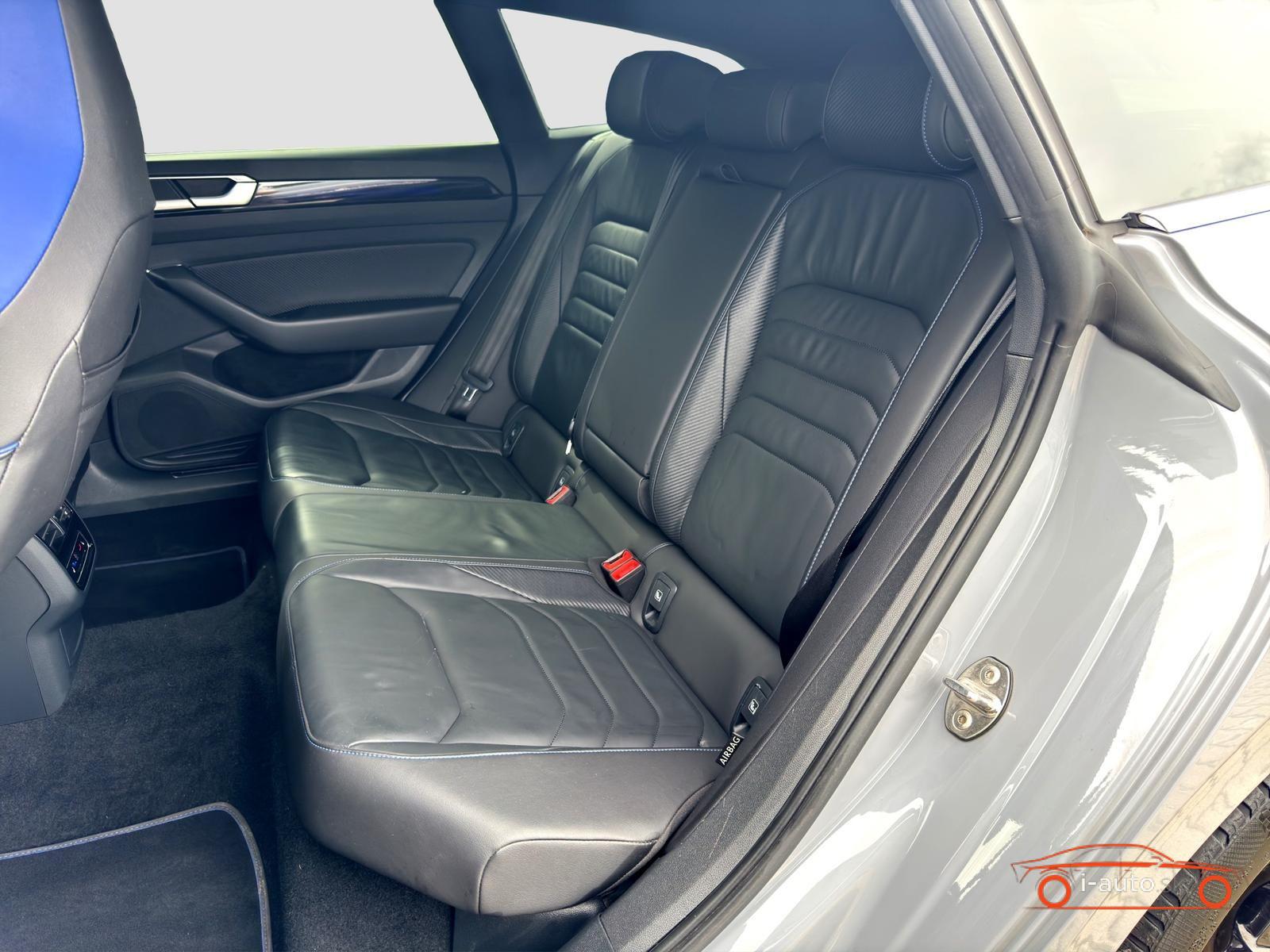 Volkswagen Arteon Shooting Brake 2.0 TSI DSG R-Line 4Motion za 32000€
