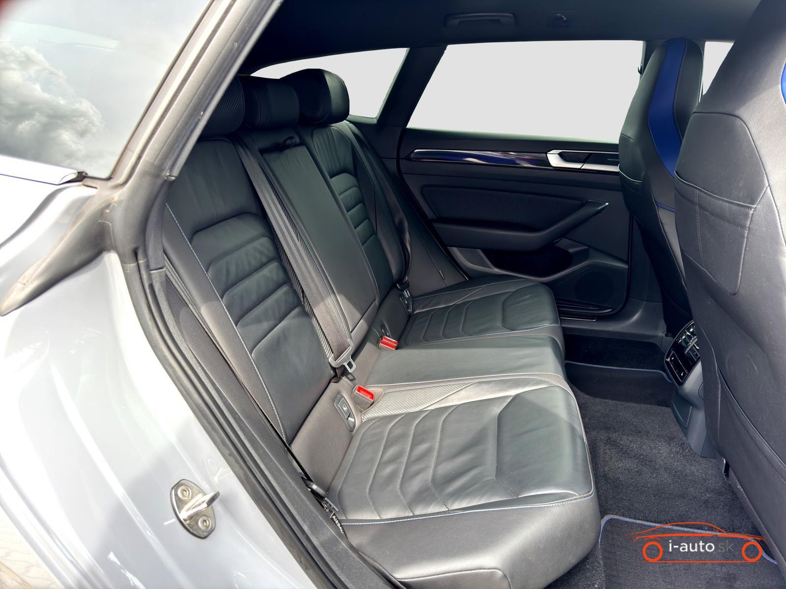 Volkswagen Arteon Shooting Brake 2.0 TSI DSG R-Line 4Motion za 32000€