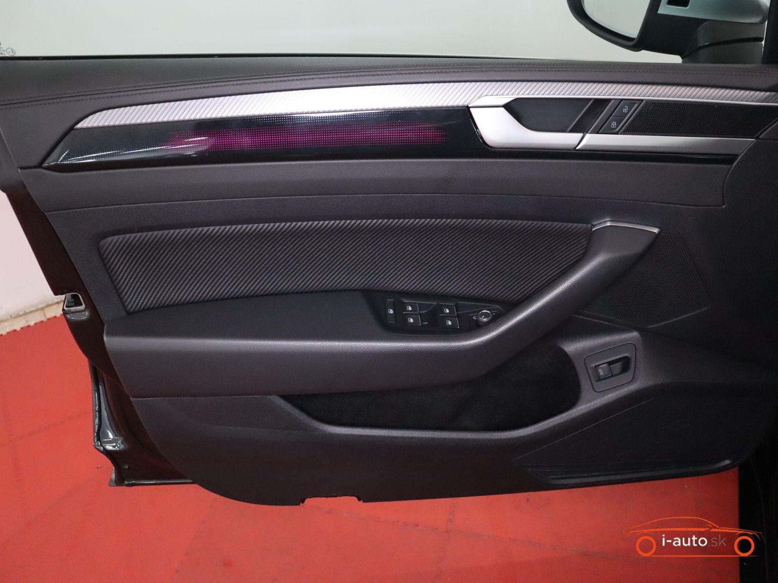 Volkswagen Arteon Shooting Brake 2.0 TSI R 4Motion DSG za 34000€