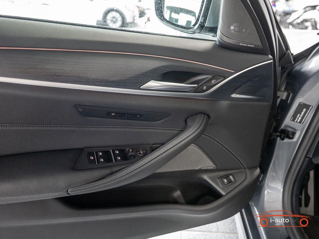 BMW 540 540 d Touring xDrive M-Sport Pro za 49500€
