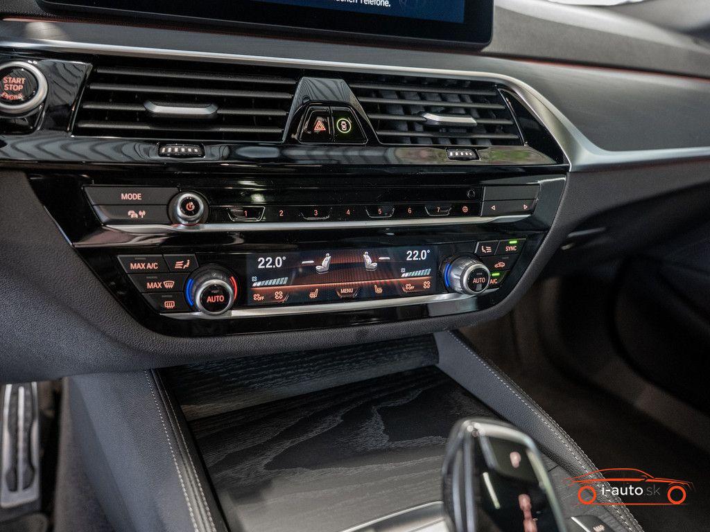 BMW 540 540 d Touring xDrive M-Sport Pro za 49500€