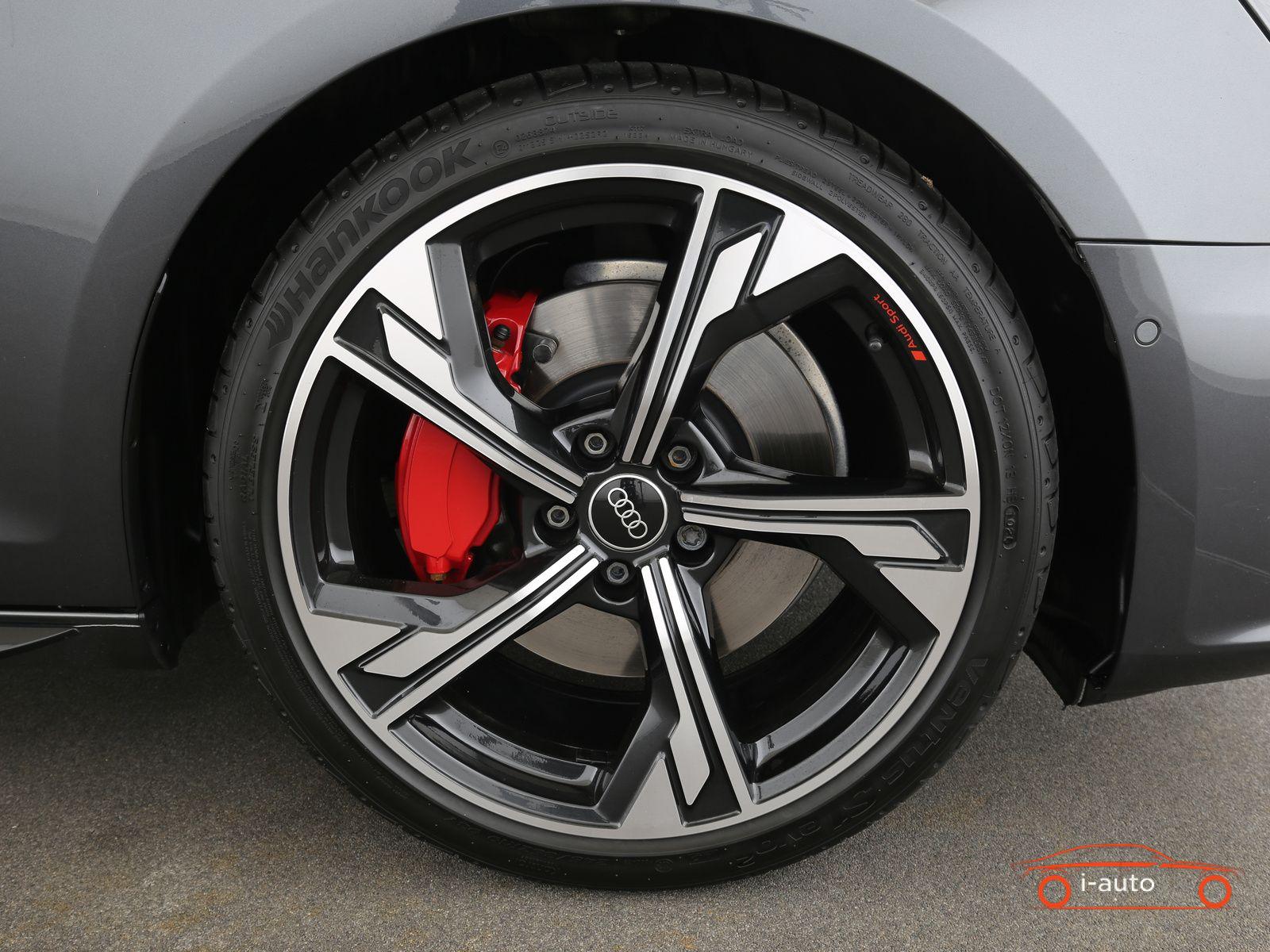 Audi A4  45 TFSI quattro S line S tronic za 35300€
