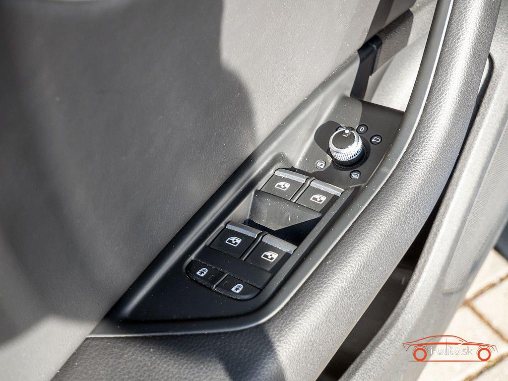 Audi A4 S line 45 TFSI quattro  za 31700€