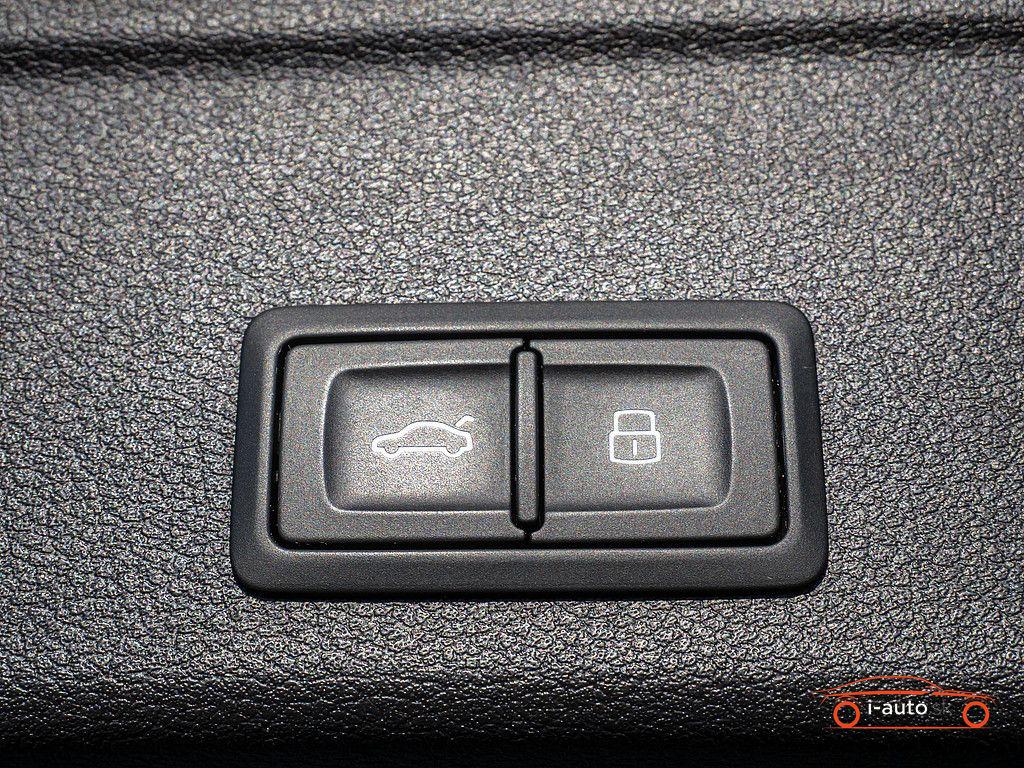 Audi A4 S line 45 TFSI quattro  za 31700€