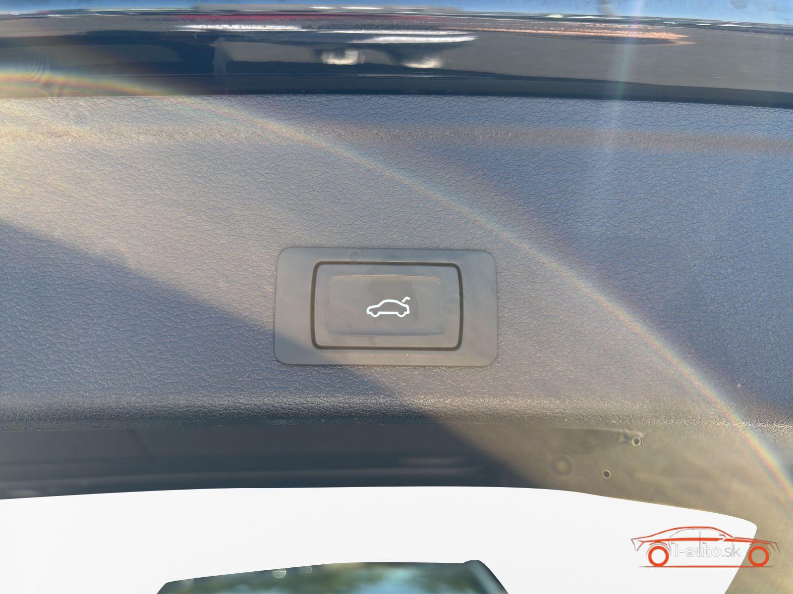 Audi A4 40 TFSI Stronic S LINE za 28990€