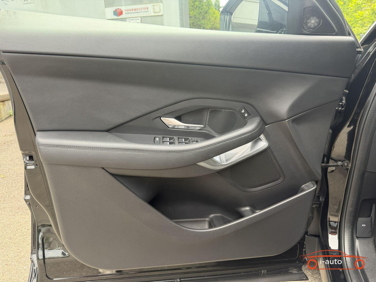 Jaguar E-Pace  AWD  za 24500€