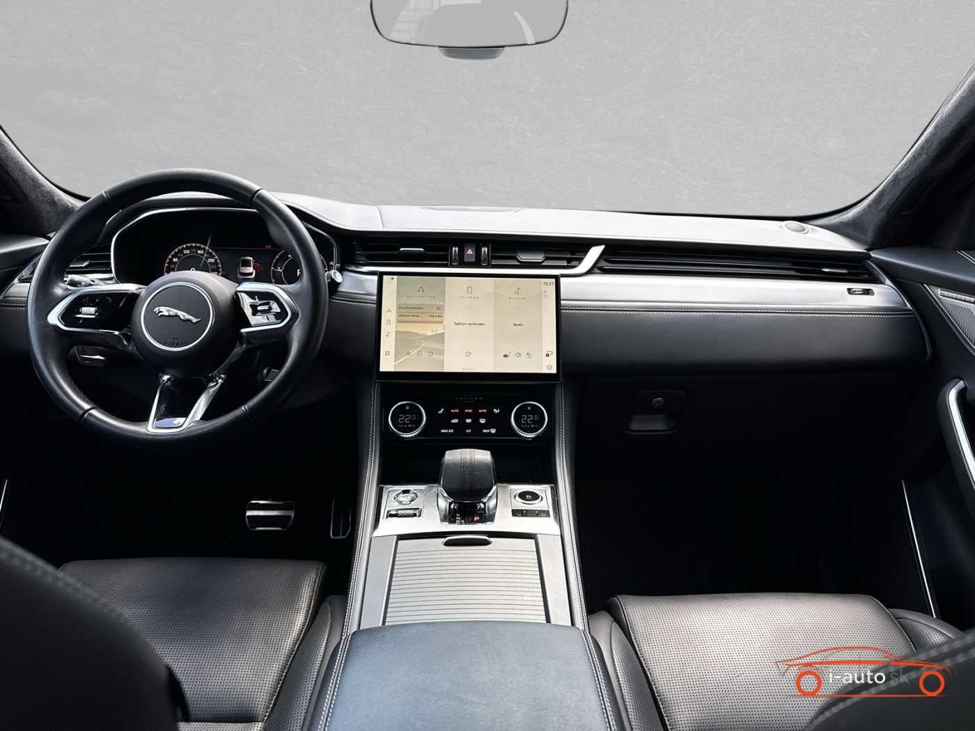 Jaguar F-Pace D300 AWD R-Dynamic SE  za 43000€