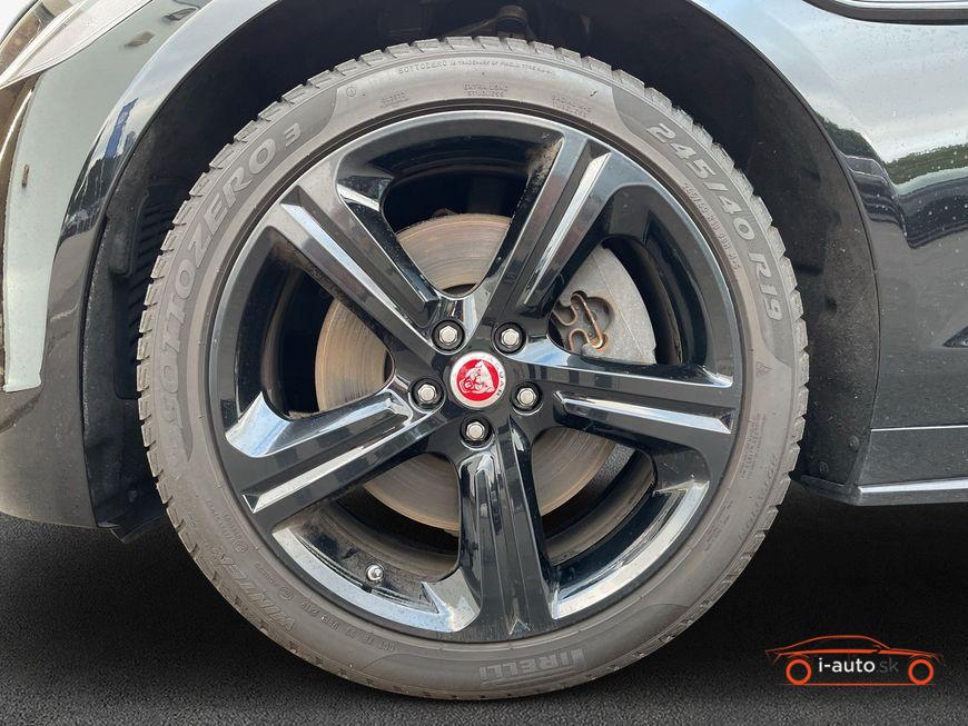 Jaguar XF P300 AWD Sport  za 33300€