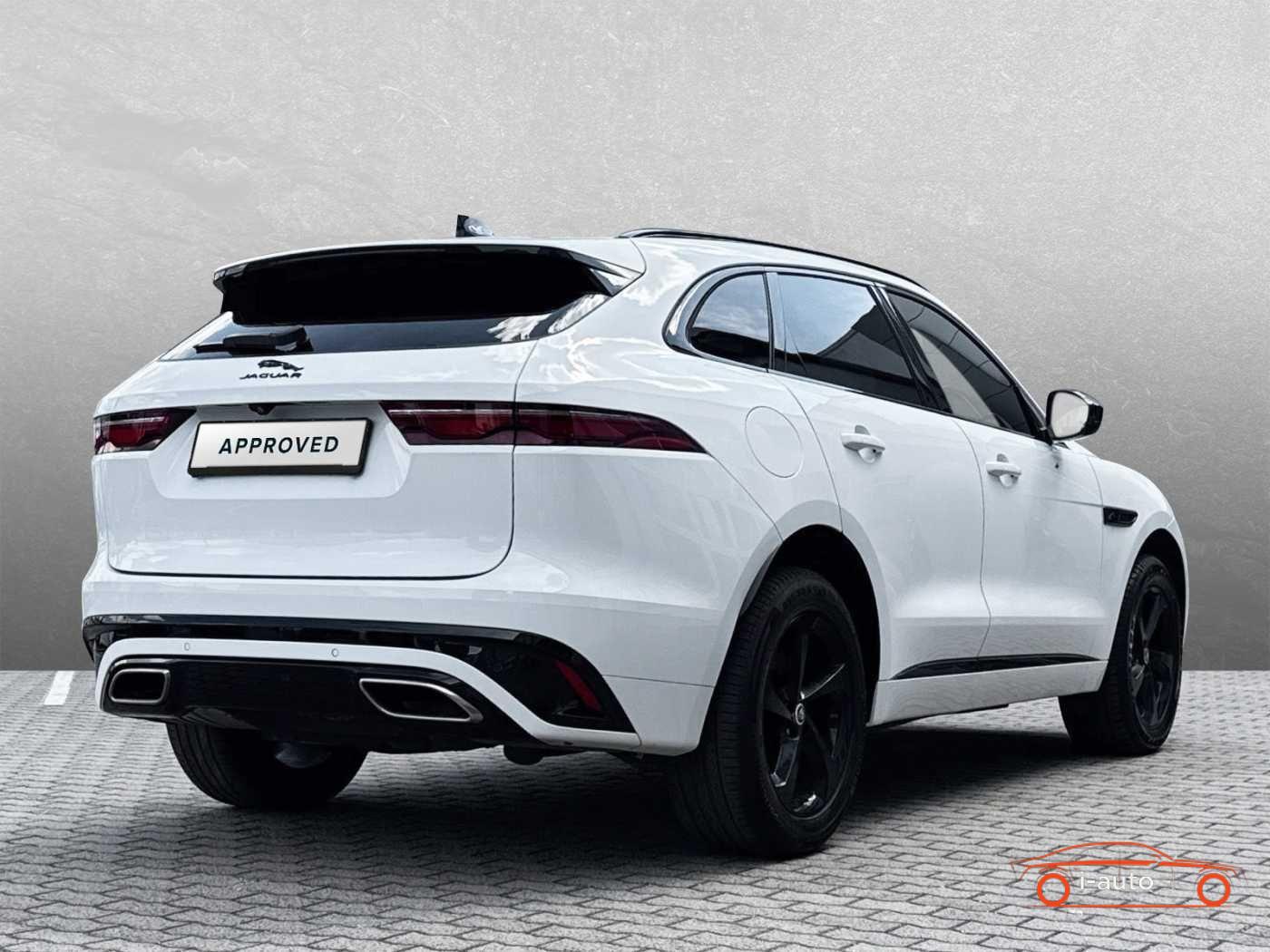 Jaguar F-Pace D300 AWD R-Dynamic SE  za 43000€