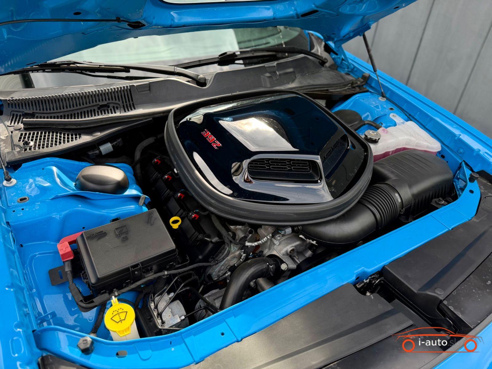 Dodge Challenger 5,7l V8 SHAKER za 41900€