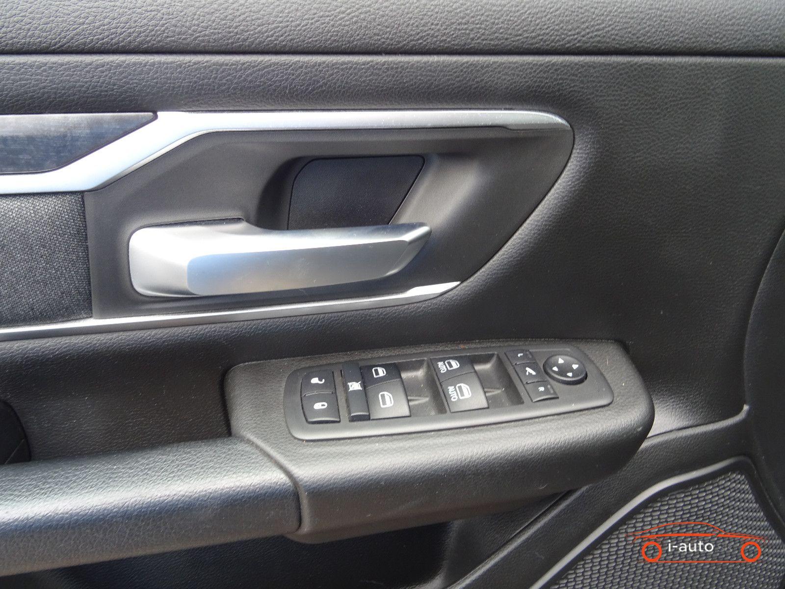 Dodge RAM 5.7 1500 HEMI 4X4 BIG HORN CREW CAB za 36500€