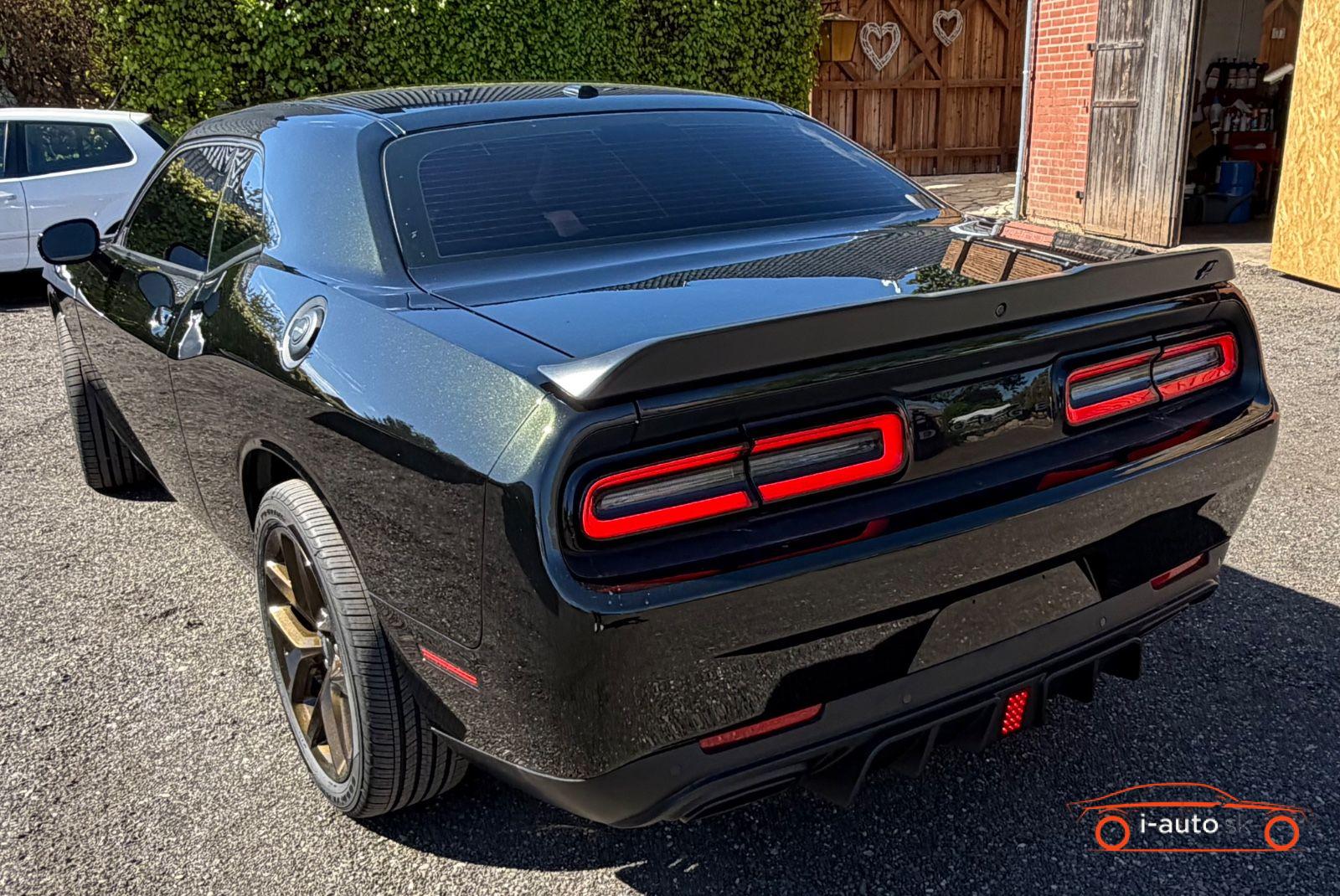 Dodge Challenger 3.6 AWD za 28000€