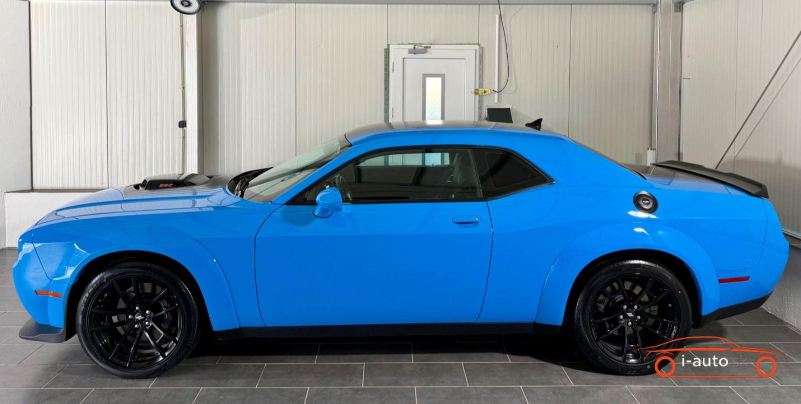 Dodge Challenger 5,7l V8 SHAKER za 41900€