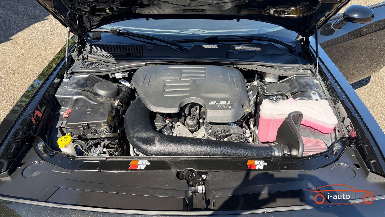 Dodge Challenger 3.6 AWD za 28000€