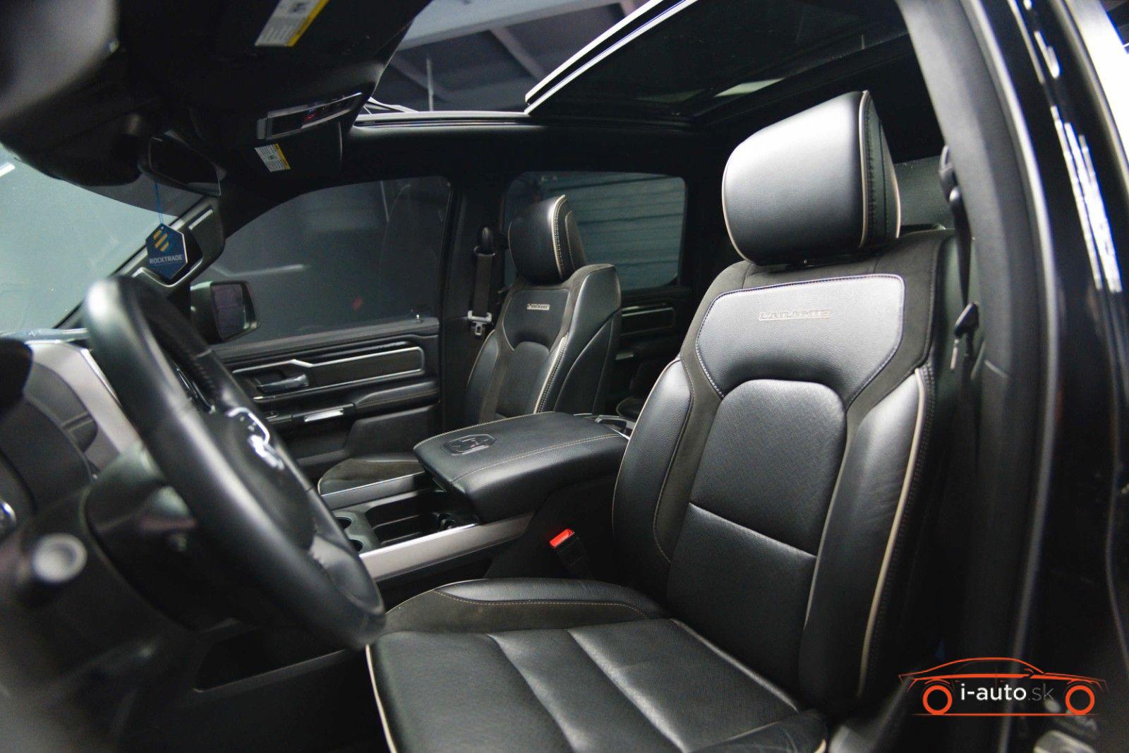 Dodge RAM 5.7 V8 HEMI 4x4 Night LARAMIE za 51300€