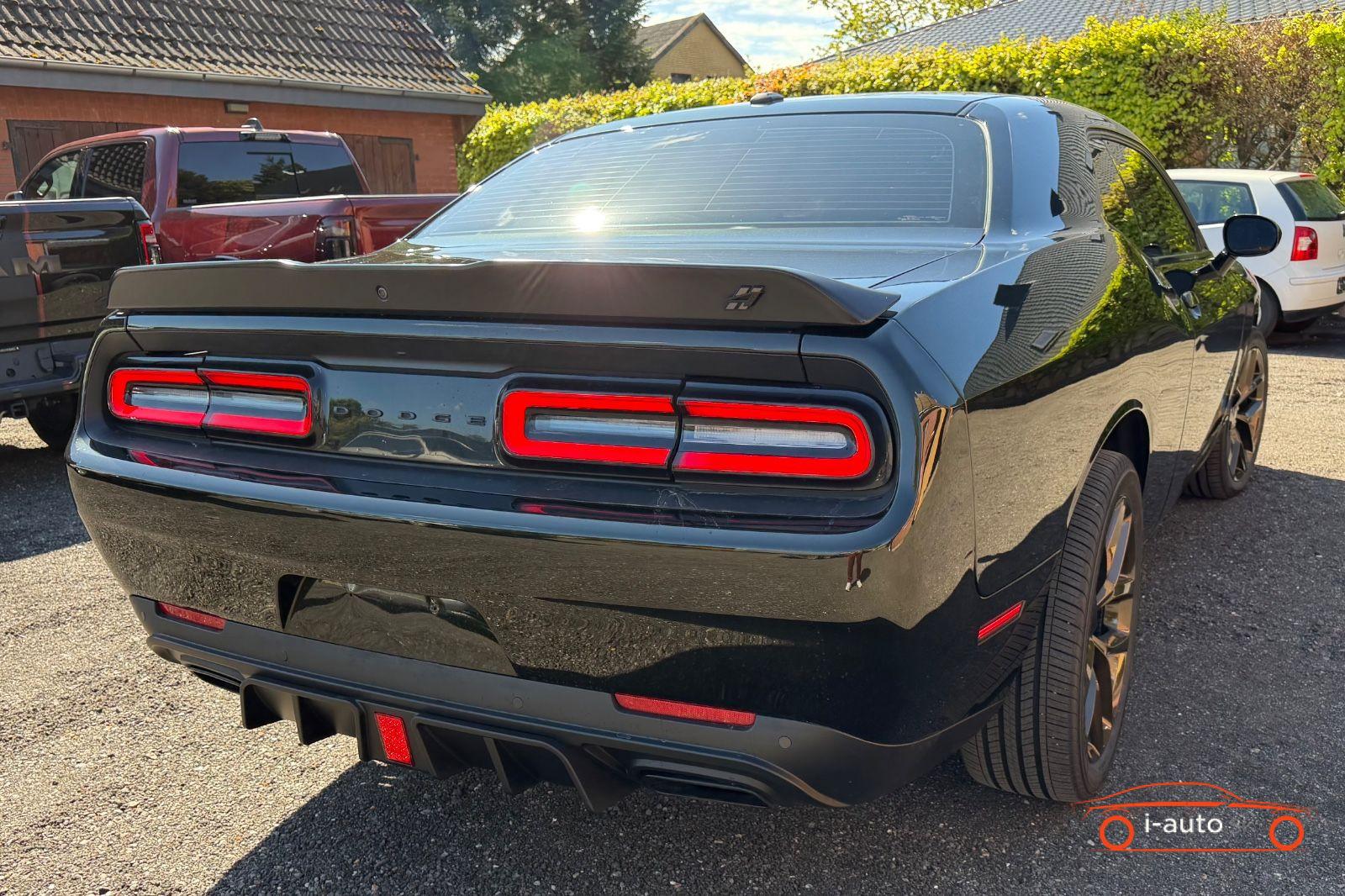 Dodge Challenger 3.6 AWD za 28000€