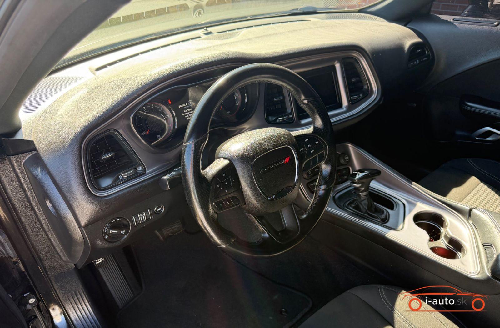 Dodge Challenger 3.6 AWD za 28000€