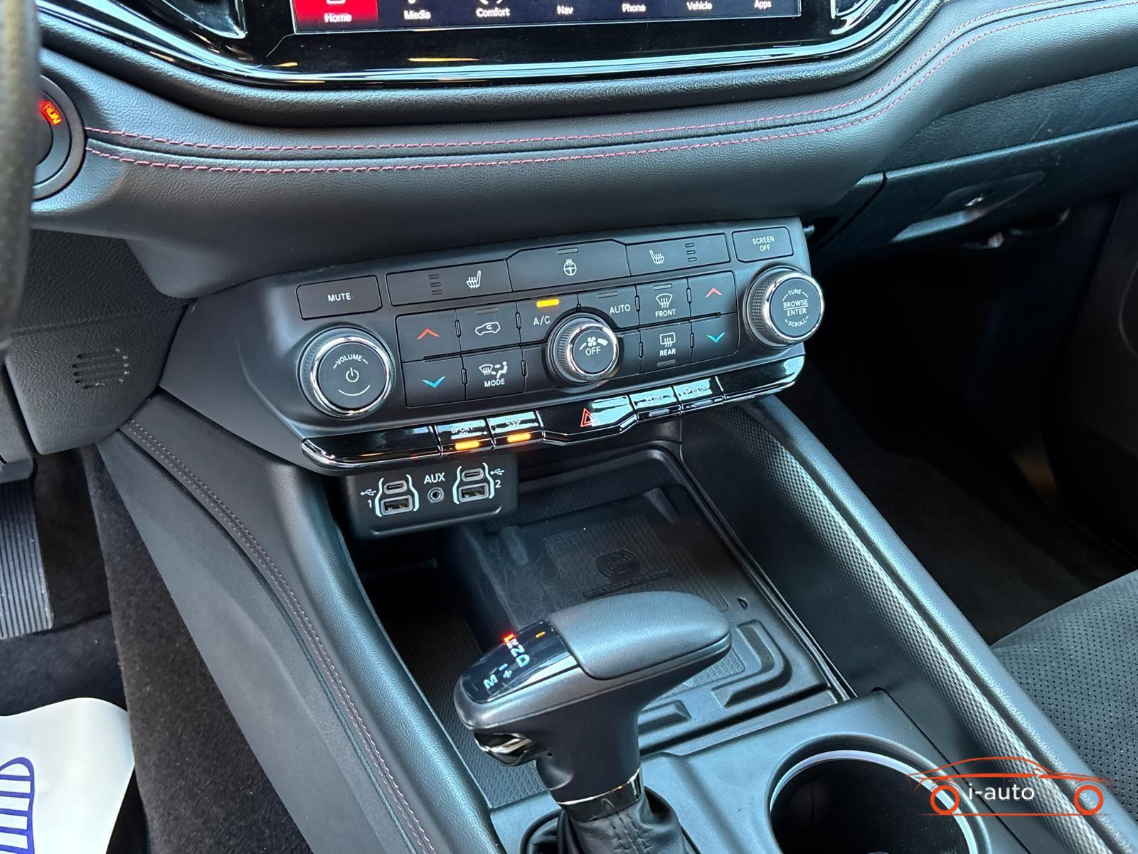 Dodge Durango 5,7L R/T RWD za 40500€
