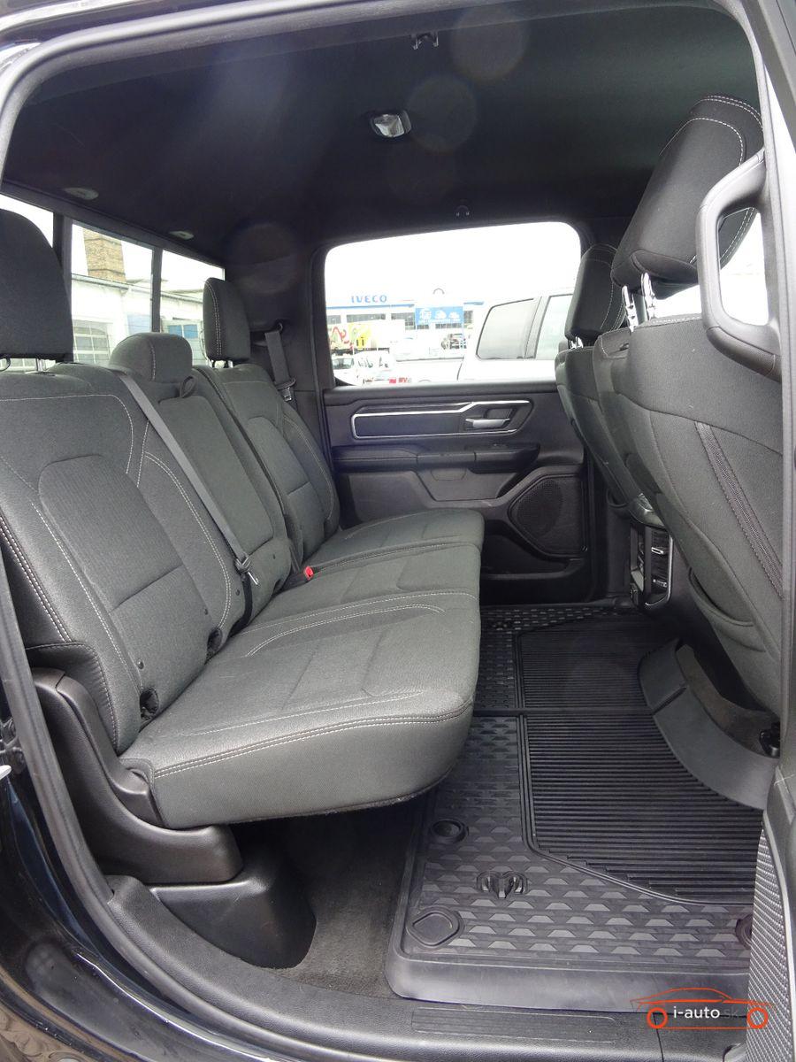 Dodge RAM 5.7 1500 HEMI 4X4 BIG HORN CREW CAB za 36500€