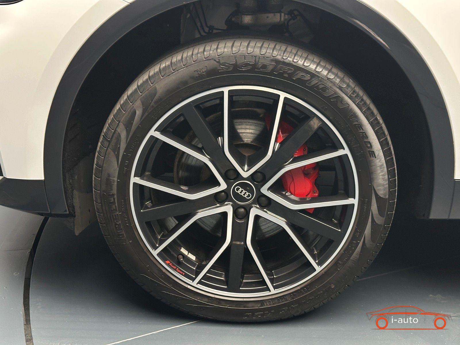 Audi Q5 Sportback 40 TDI quattro S-Line za 43700€