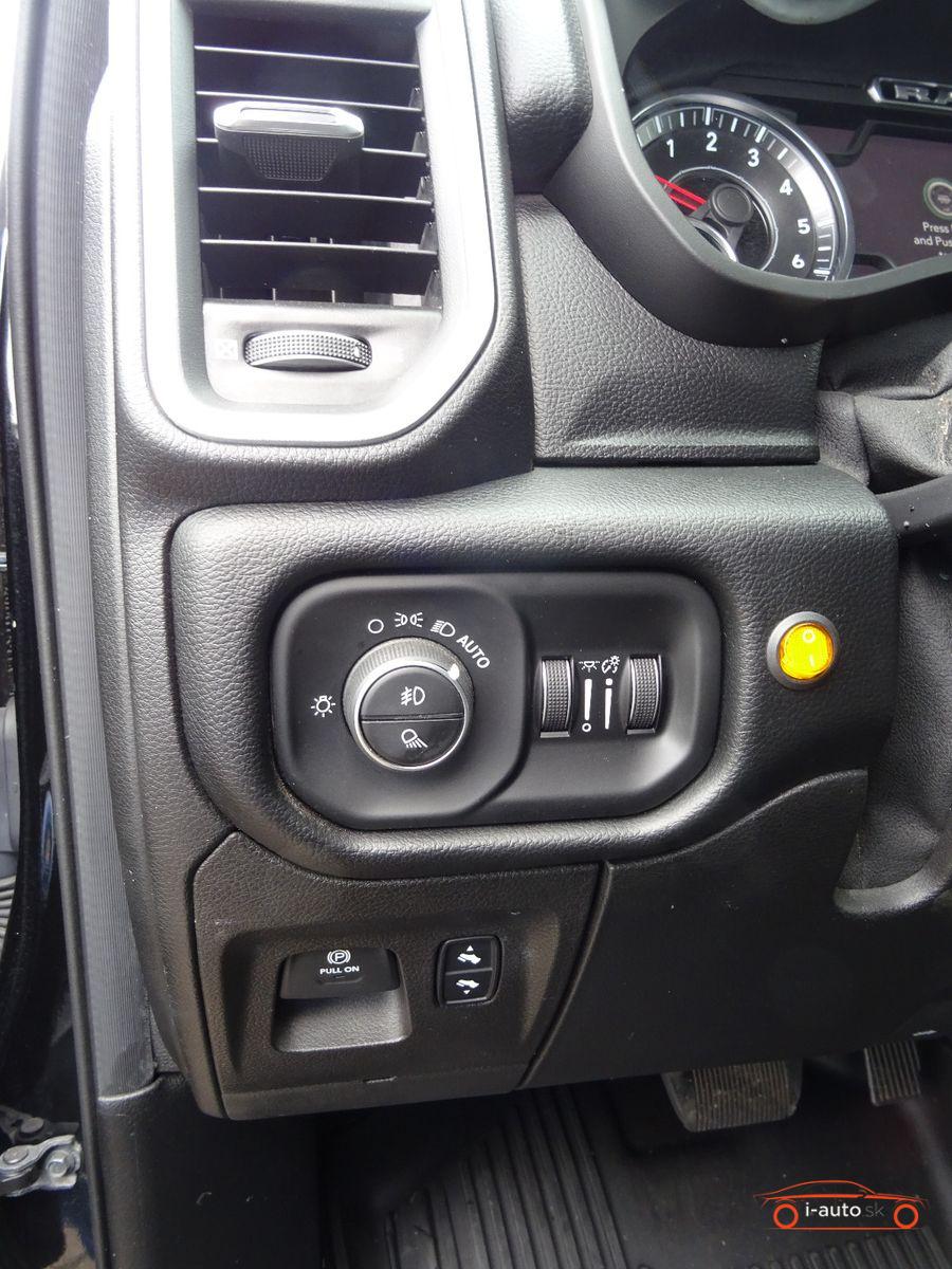 Dodge RAM 5.7 1500 HEMI 4X4 BIG HORN CREW CAB za 36500€