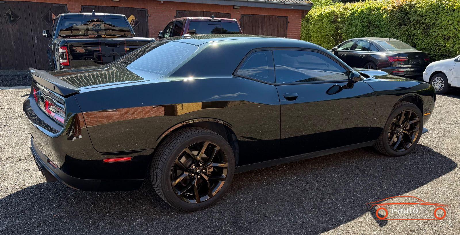 Dodge Challenger 3.6 AWD za 28000€