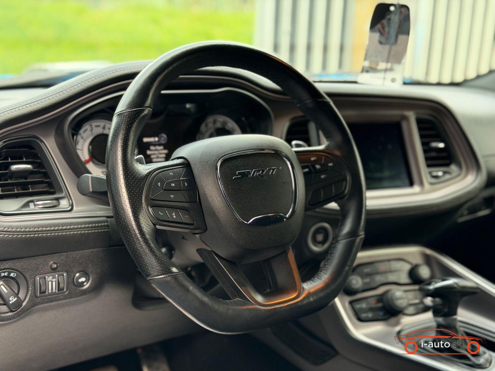 Dodge Challenger 5,7l V8 SHAKER za 41900€
