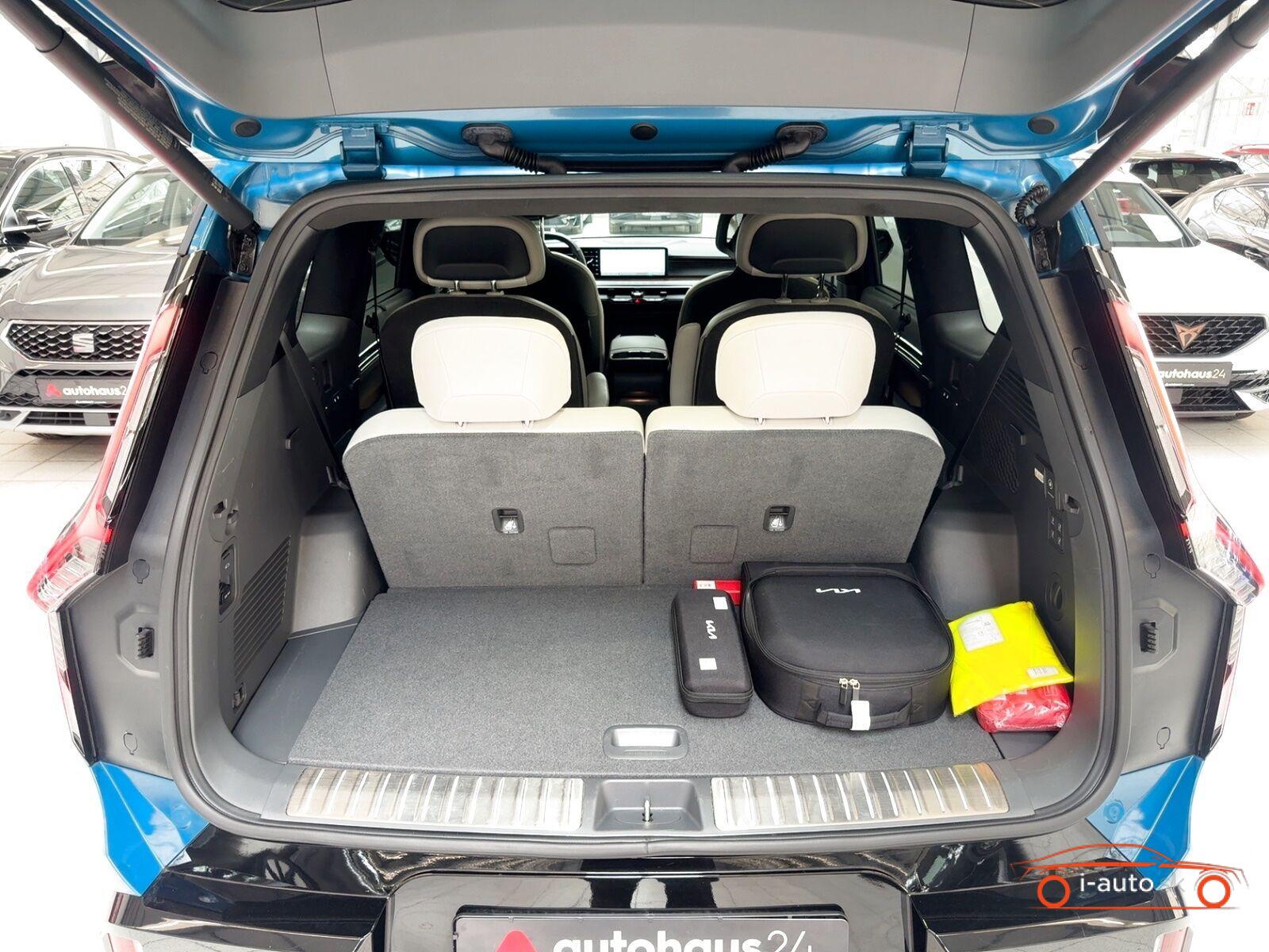 Kia EV9 GT-line  Launch Edition 4WD za 63900€