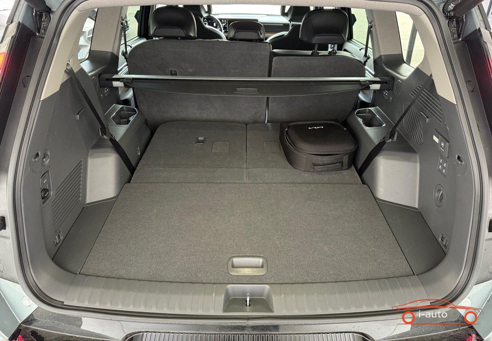Kia EV9 AWD za 65500€