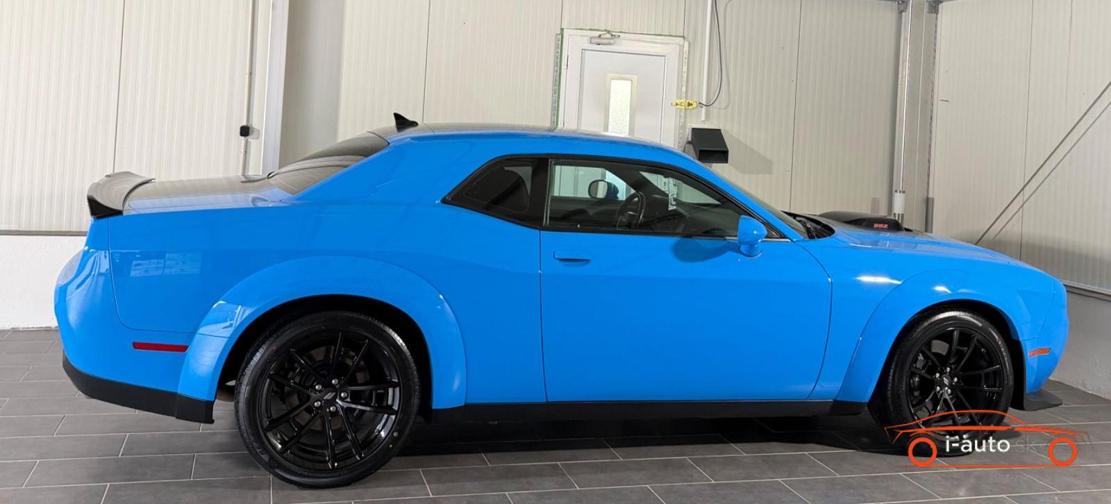 Dodge Challenger 5,7l V8 SHAKER za 41900€