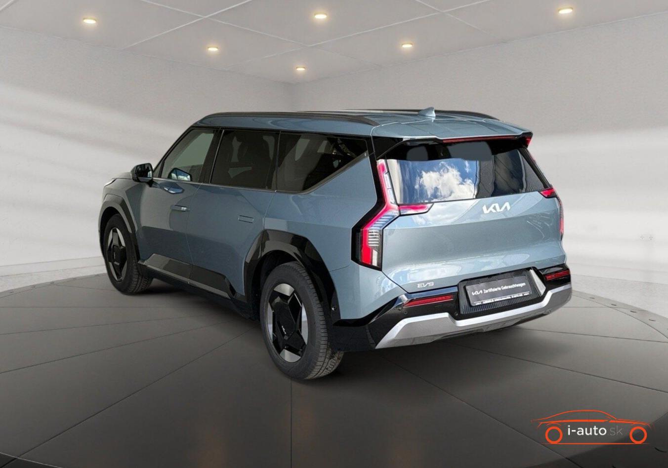 Kia EV9 AWD za 65500€