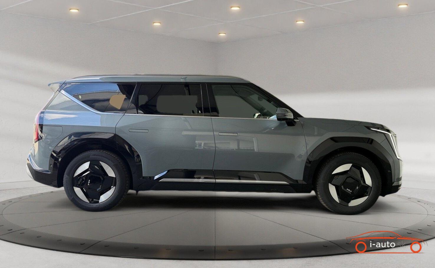 Kia EV9 AWD za 65500€